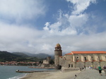 SX27366 Church and castle in Collioure.jpg